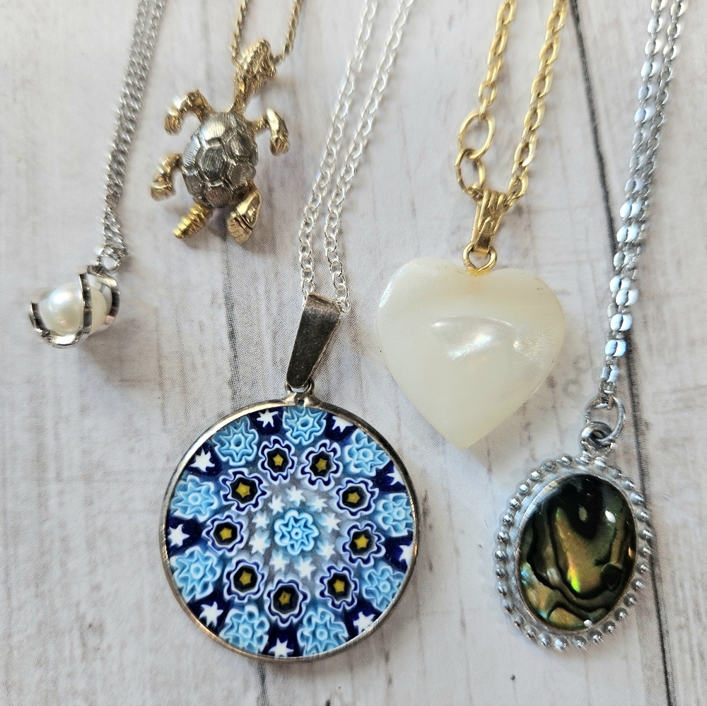 Lot Of 5 Dainty Vintage Necklaces Glass, Mother Of Pearl, Silver, Abalone Turtle
